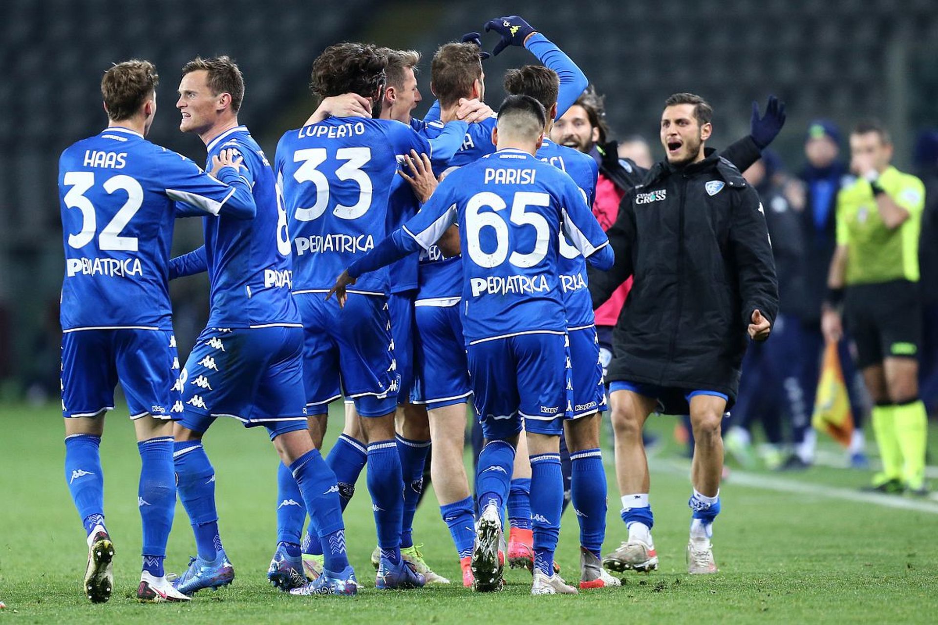 因此多用手 因此多用手